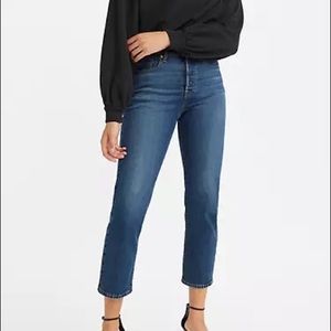 Levi wedgie straight jeans 32w